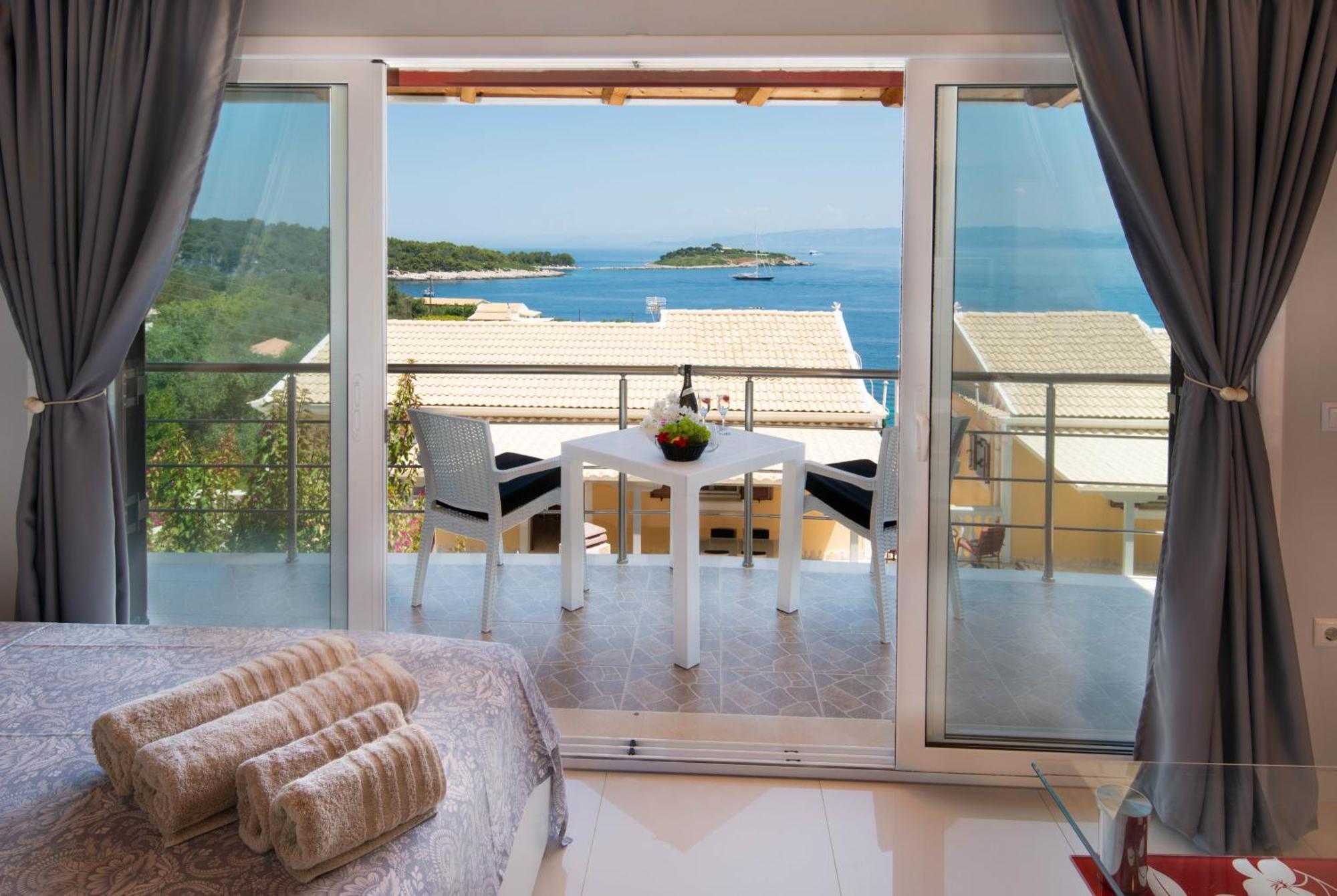 Villa Avgerini Paxos Gaios Exterior photo
